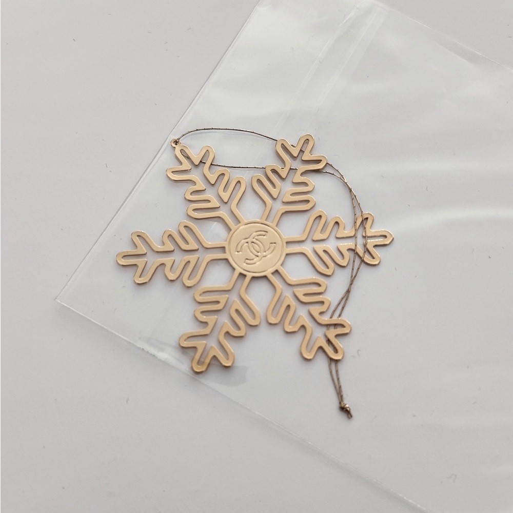 CHANEL Gold Snowflake Ornament